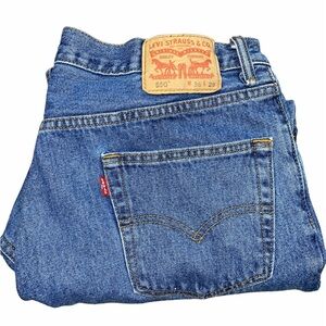 Levi’s vintage MOM jeans size 36x39